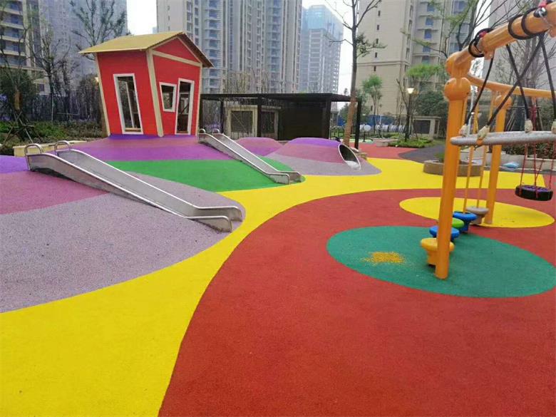 幼兒園塑膠地坪施工廠家 幼兒園塑膠地坪多少錢一平工程外包