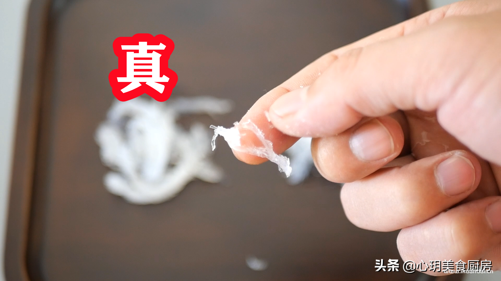 純天然正宗燕窩一斤多少錢（鑒別真假燕窩的方法）