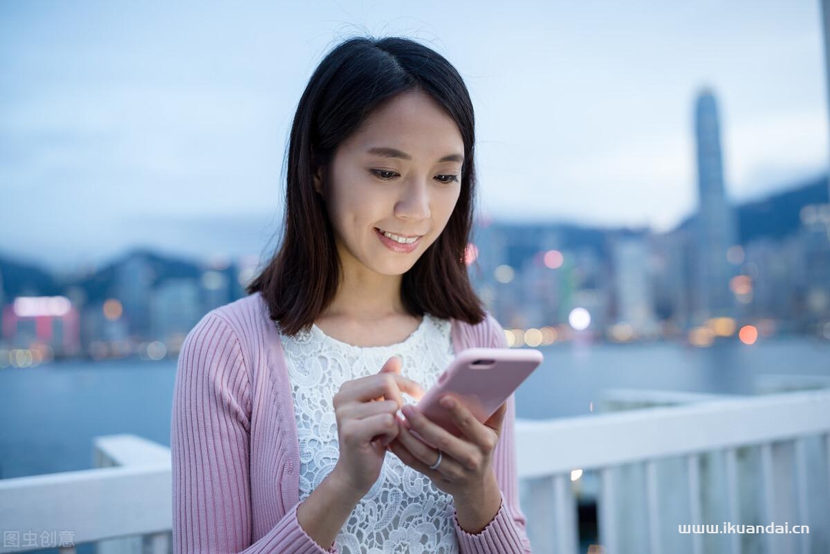 鴻蒙系統(tǒng)手機連著按3次，開啟隱藏放大器、望遠鏡功能