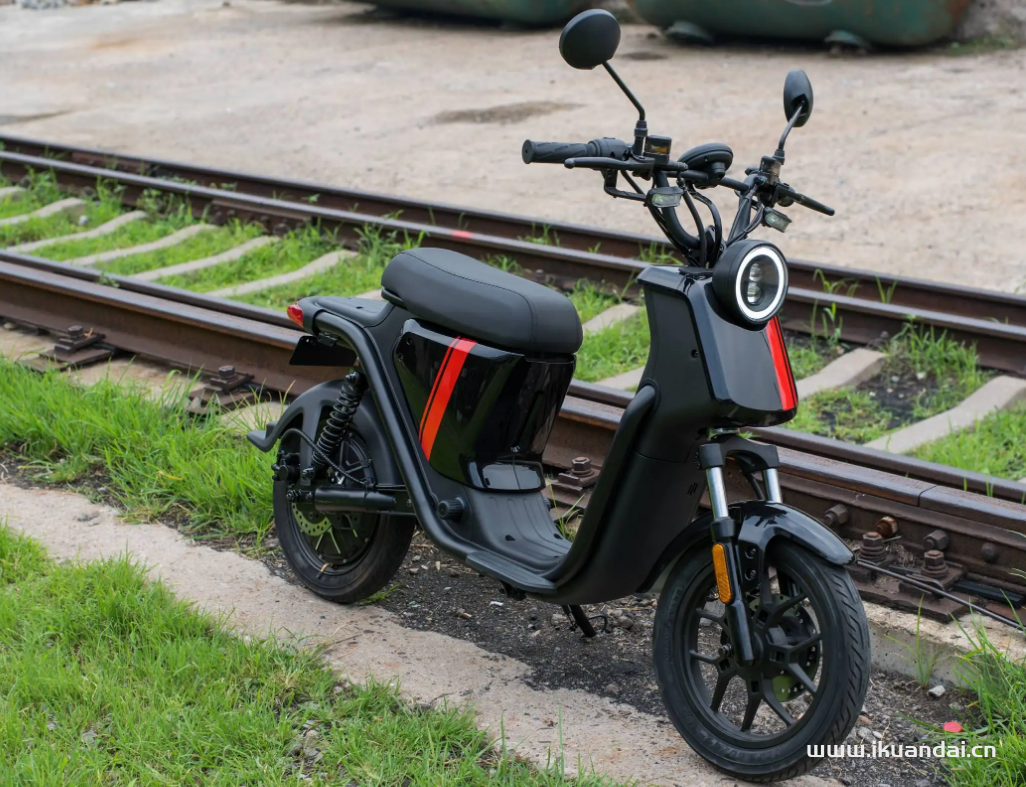 小牛、九號電動車為何那么貴？高科技還是“割韭菜”？