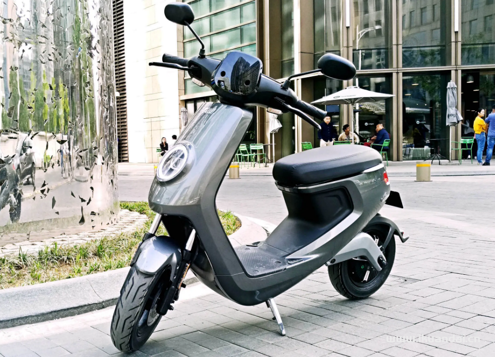 小牛、九號電動車為何那么貴？高科技還是“割韭菜”？