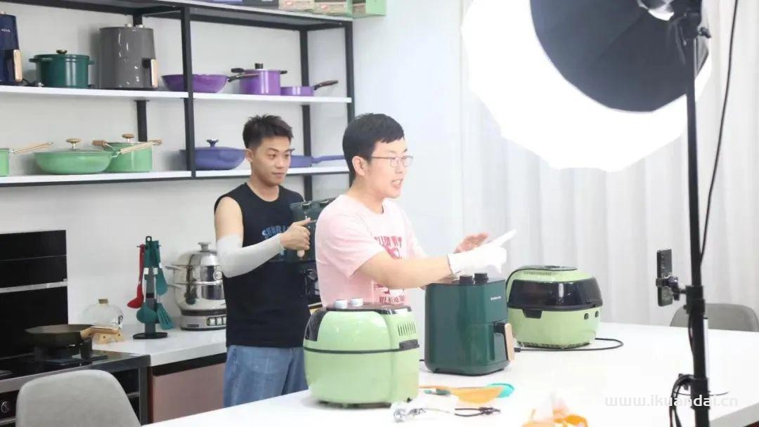 5G揚帆 翼起綻放丨5G賦能“直播+云倉”，打造北方“直播帶貨第一城”
